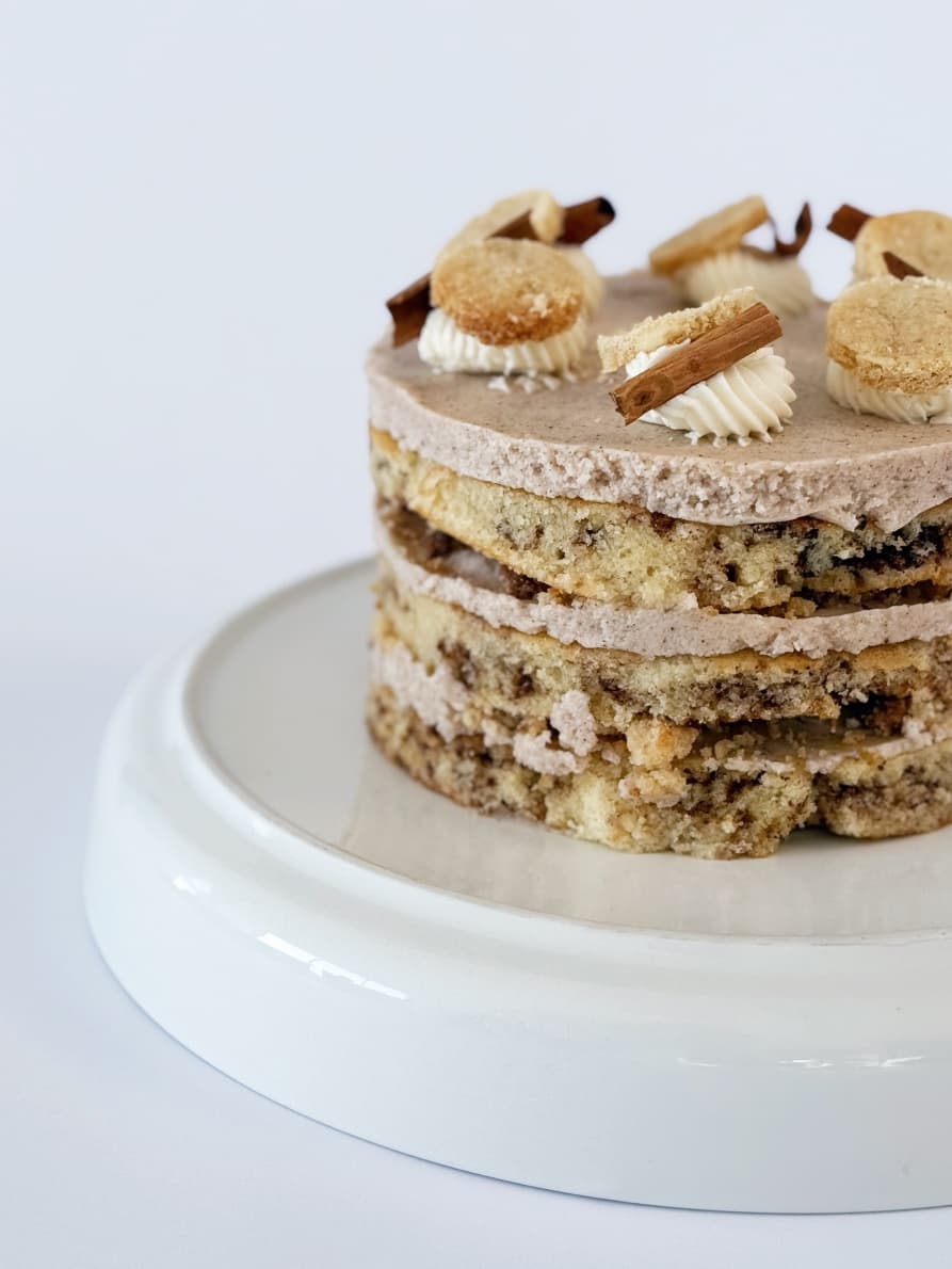 cinnamon layer cake