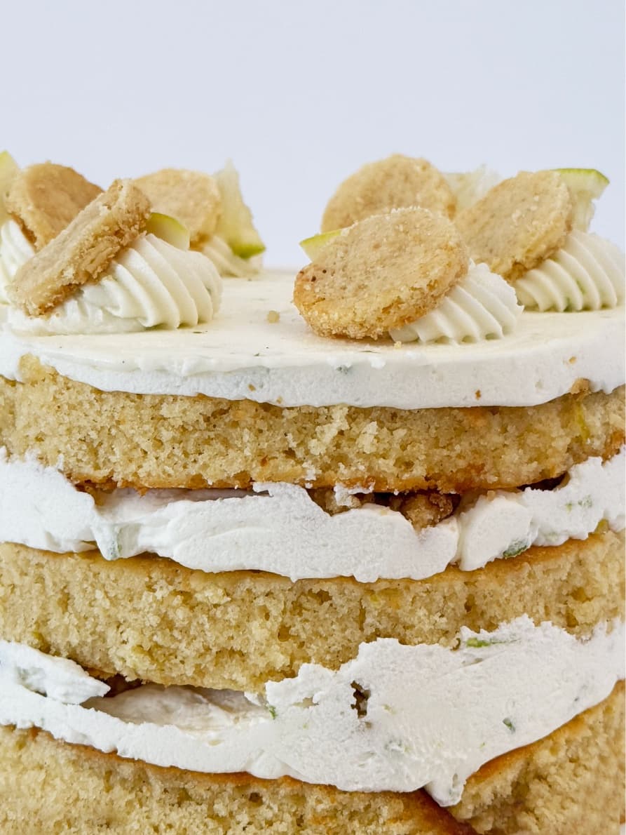 lemon layer cake close-up